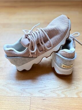 Sorel Women's Knit Platform Sneakers in Light blush and Gray